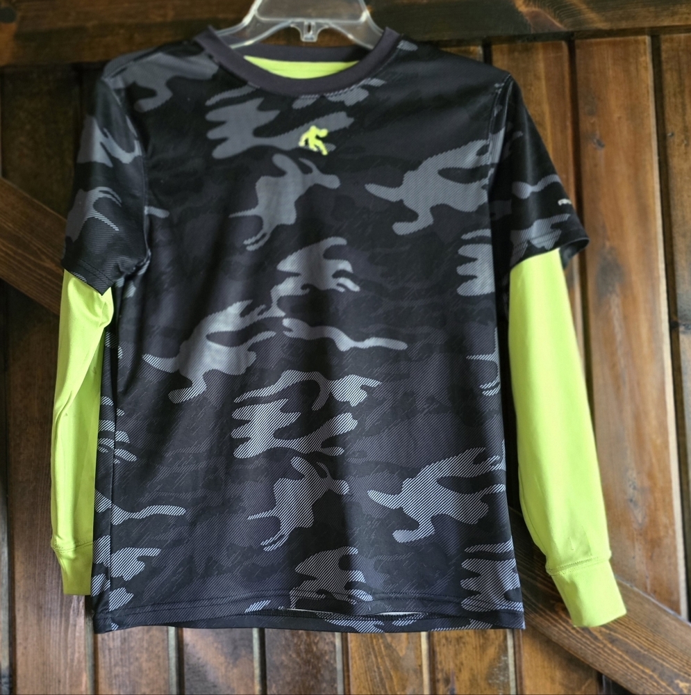 Boys L 10/12 Andi Camouflage Long Sleeve Tee Camo Layered Look